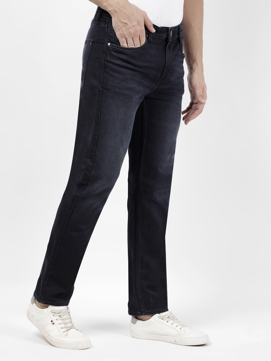 Numero Uno Men Solid Dark Blue Jeans